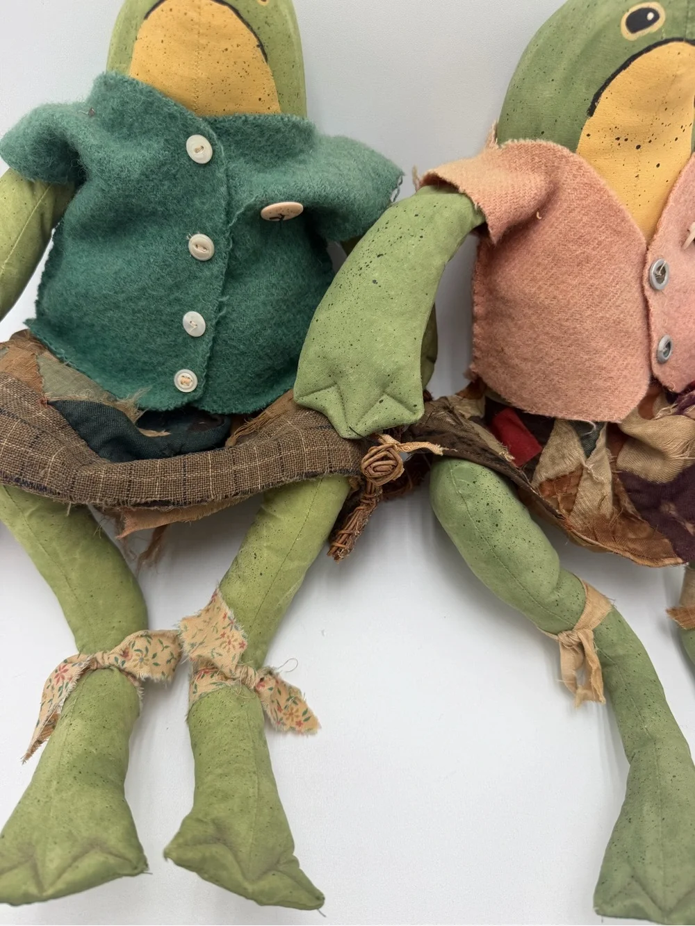 Vintage Pair of Handmade Folk Art Anthropomorphic Frogs Dolls Primitive
